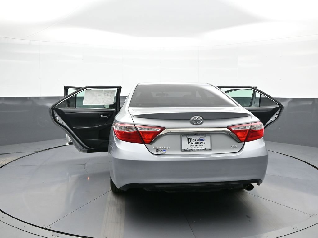Used 2017 Toyota Camry SE w/ Protection Package (Q2) FWD image 45