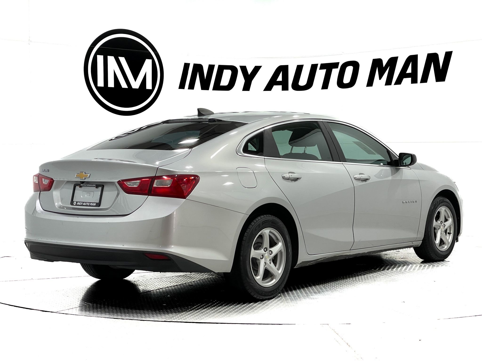 Used 2018 Chevrolet Malibu LS FWD image 4