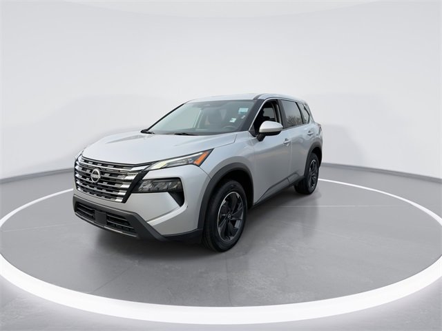 Used 2024 Nissan Rogue SV image 4