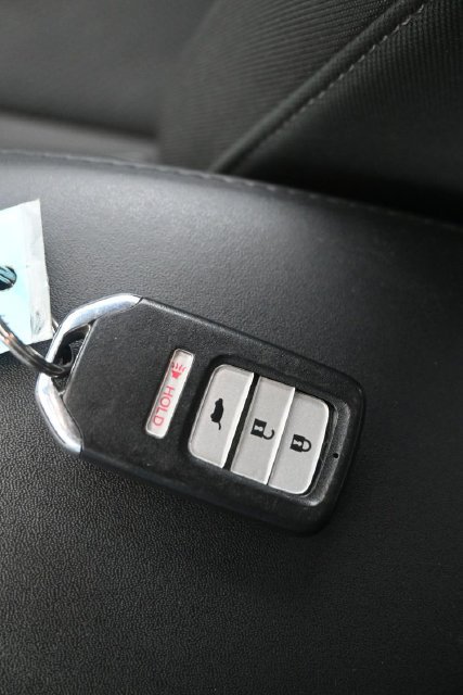 Used 2020 Honda HR-V EX image 16