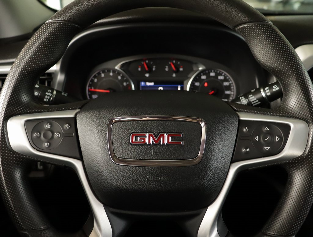 Used 2023 GMC Acadia SLE w/ Driver Convenience Package image 10