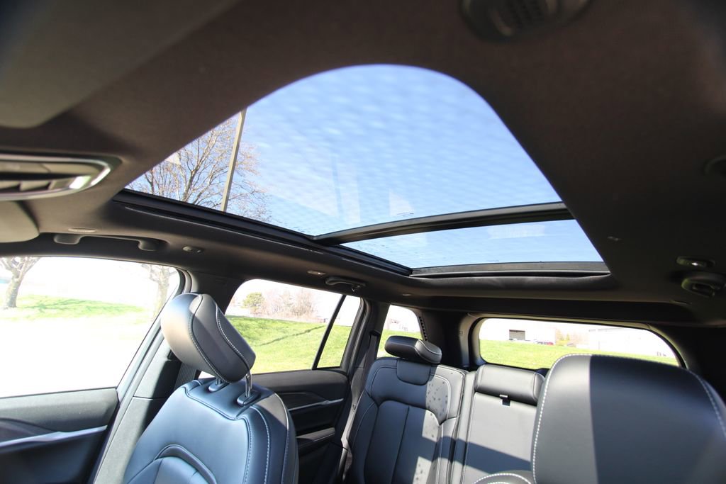 New 2026 Jeep Grand Cherokee Limited image 13