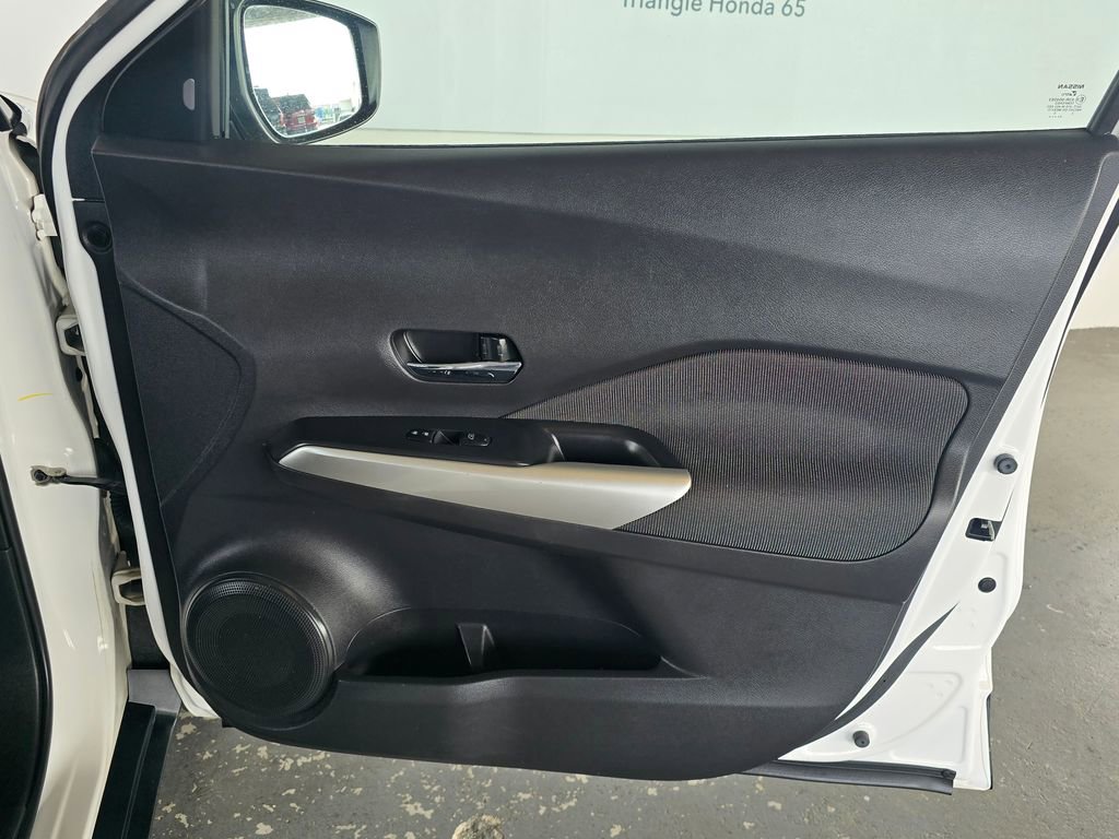 Used 2020 Nissan Kicks SV FWD image 49