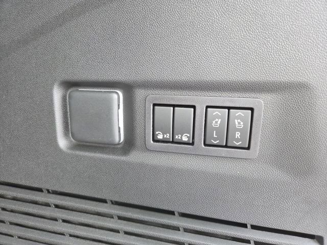 New 2026 GMC Yukon XL AT4 Ultimate w/ LPO, Illumination Package image 19