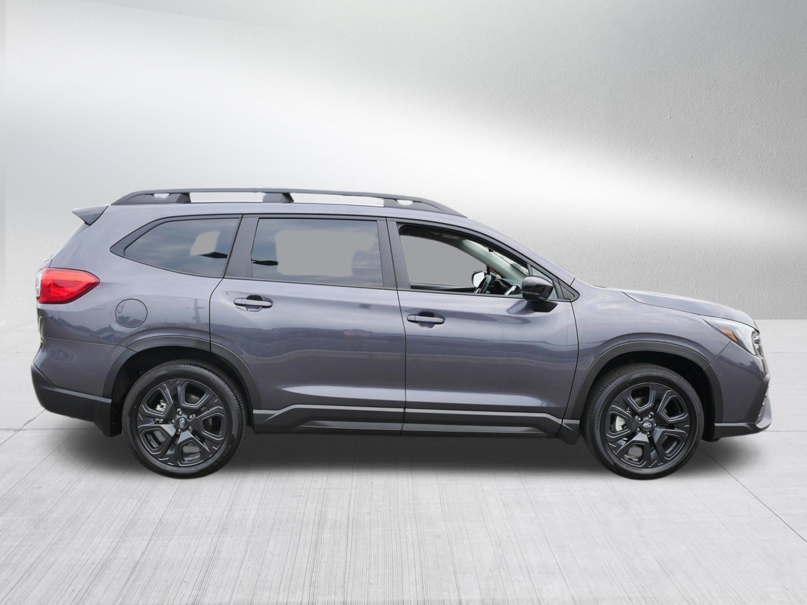 Used 2025 Subaru Ascent Onyx Edition w/ Onyx Package AWD/4WD image 8