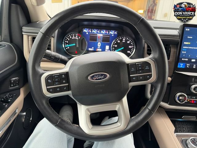 Used 2024 Ford Expedition Limited AWD/4WD image 14