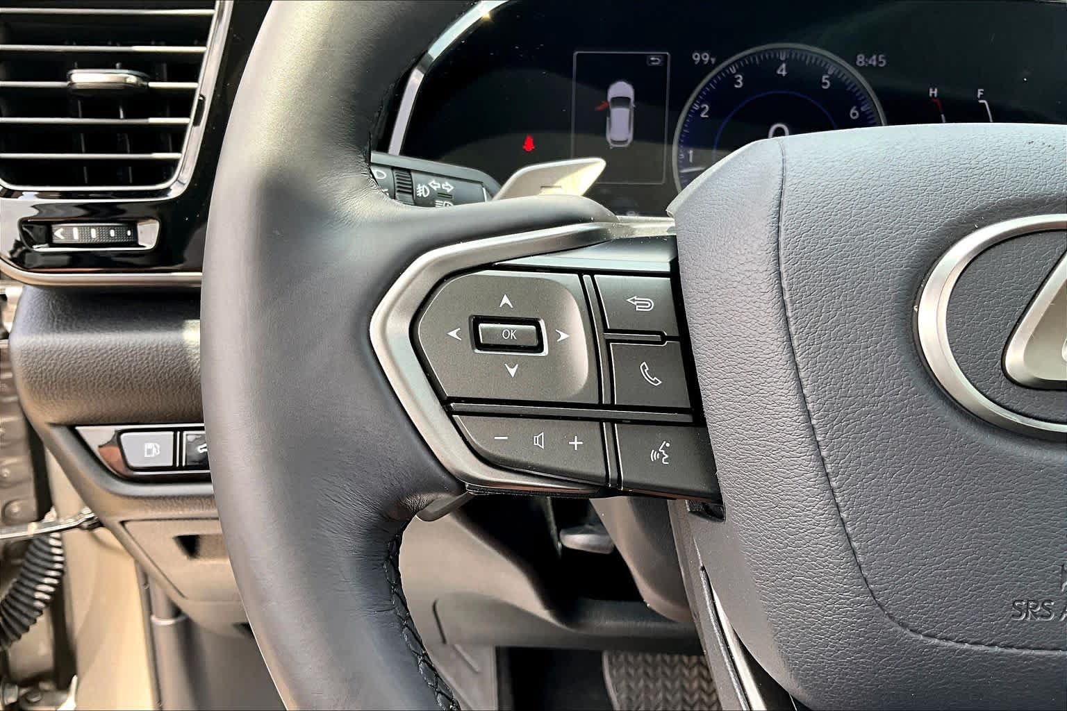 Used 2025 Lexus NX 250 FWD w/ Accessory Package (Z1) image 21