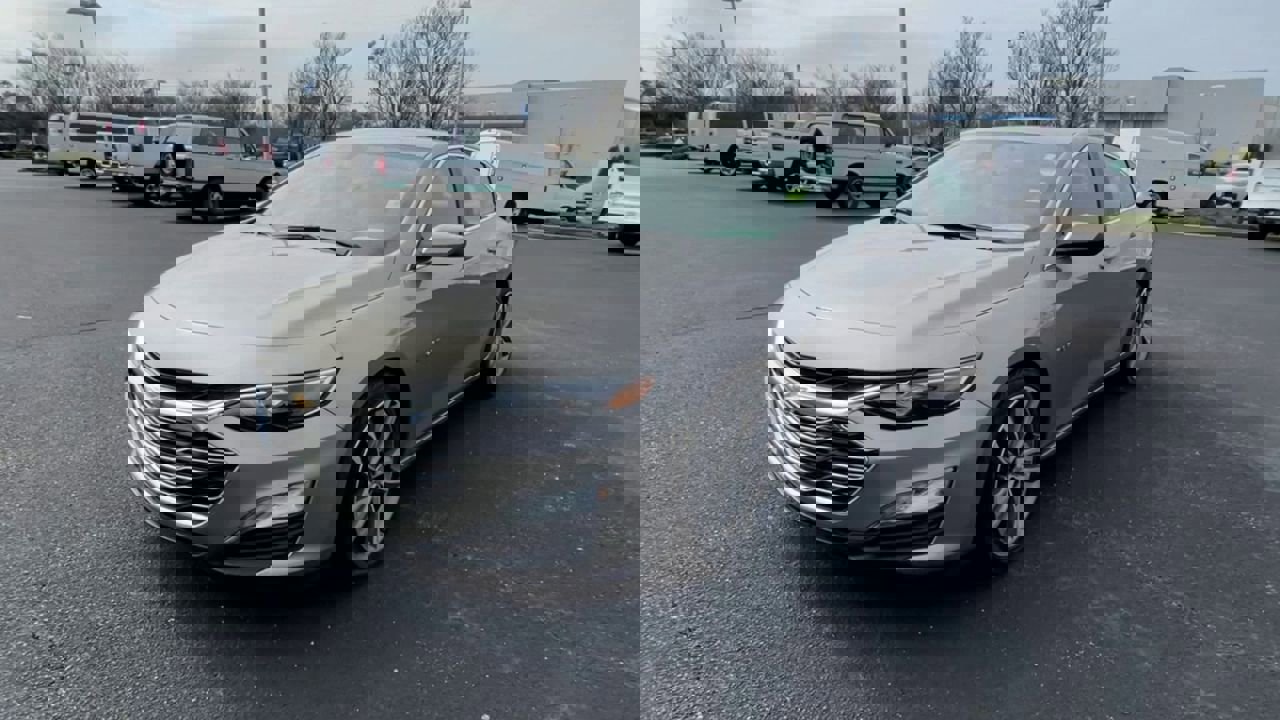 Used 2022 Chevrolet Malibu LT image 4