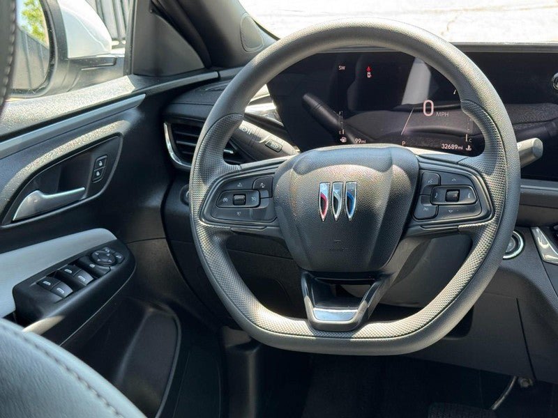 Used 2024 Buick Envista Preferred FWD image 12