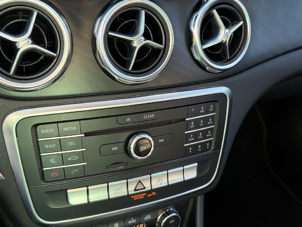 Used 2019 Mercedes-Benz GLA 250 image 12