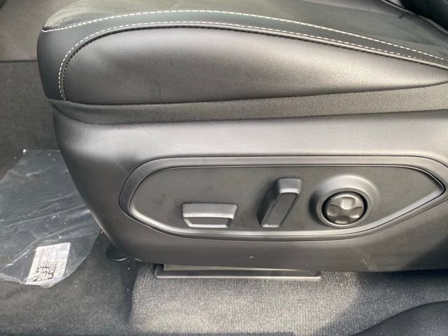 New 2025 Jeep Grand Cherokee L Altitude AWD/4WD image 16