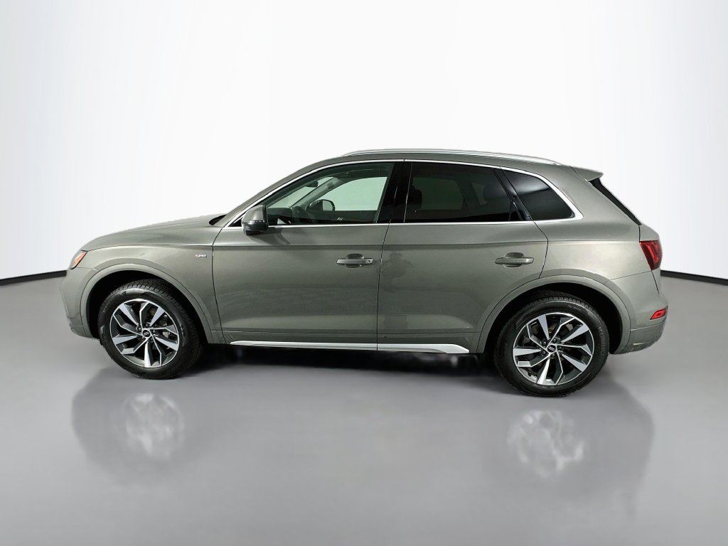 Used 2023 Audi Q5 2.0T Premium Plus AWD/4WD image 2