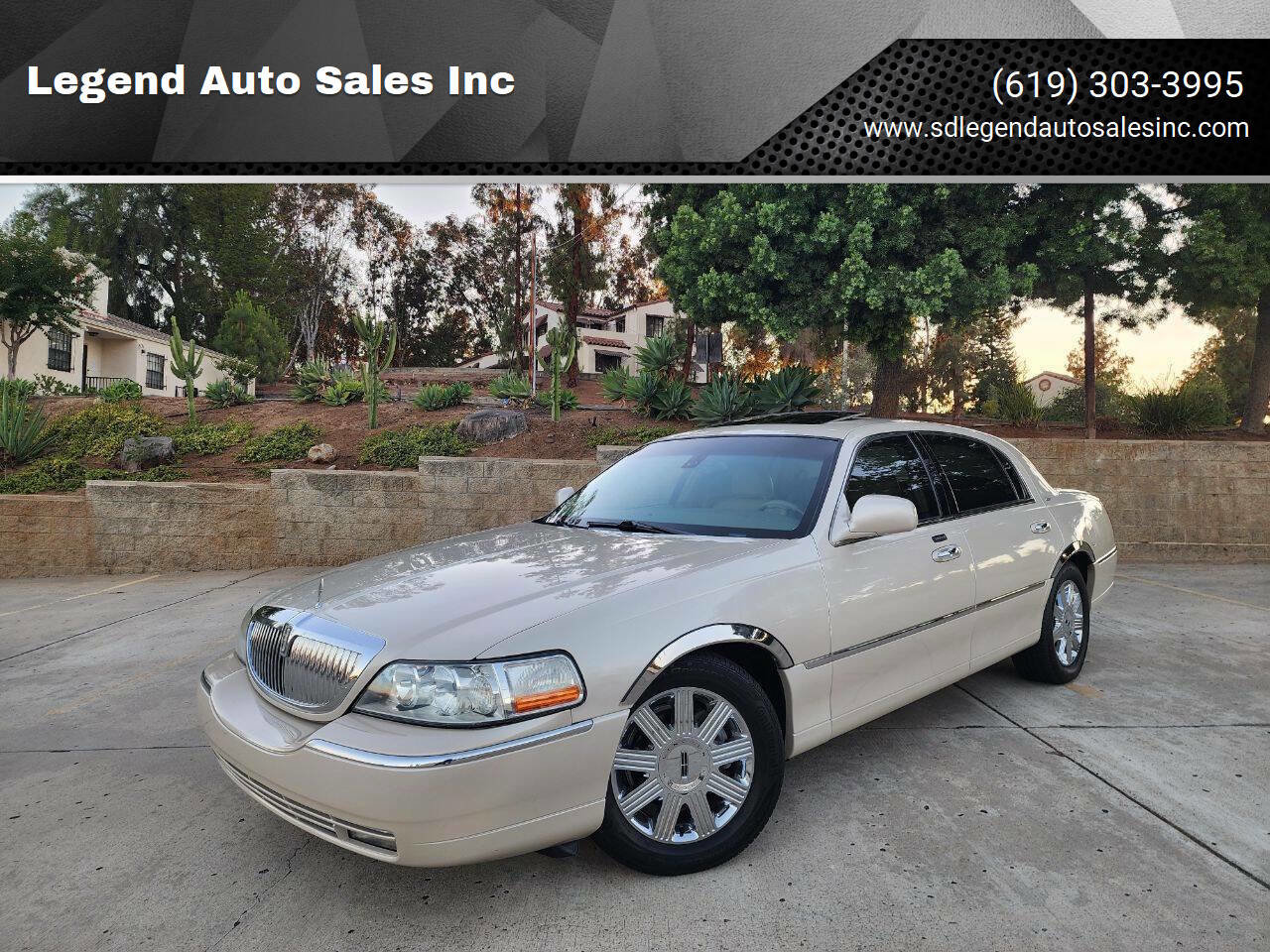 Used 2003 Lincoln Town Car Cartier