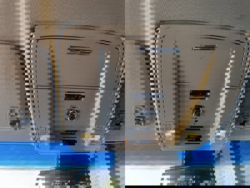 Used 2017 GMC Yukon XL Denali image 40