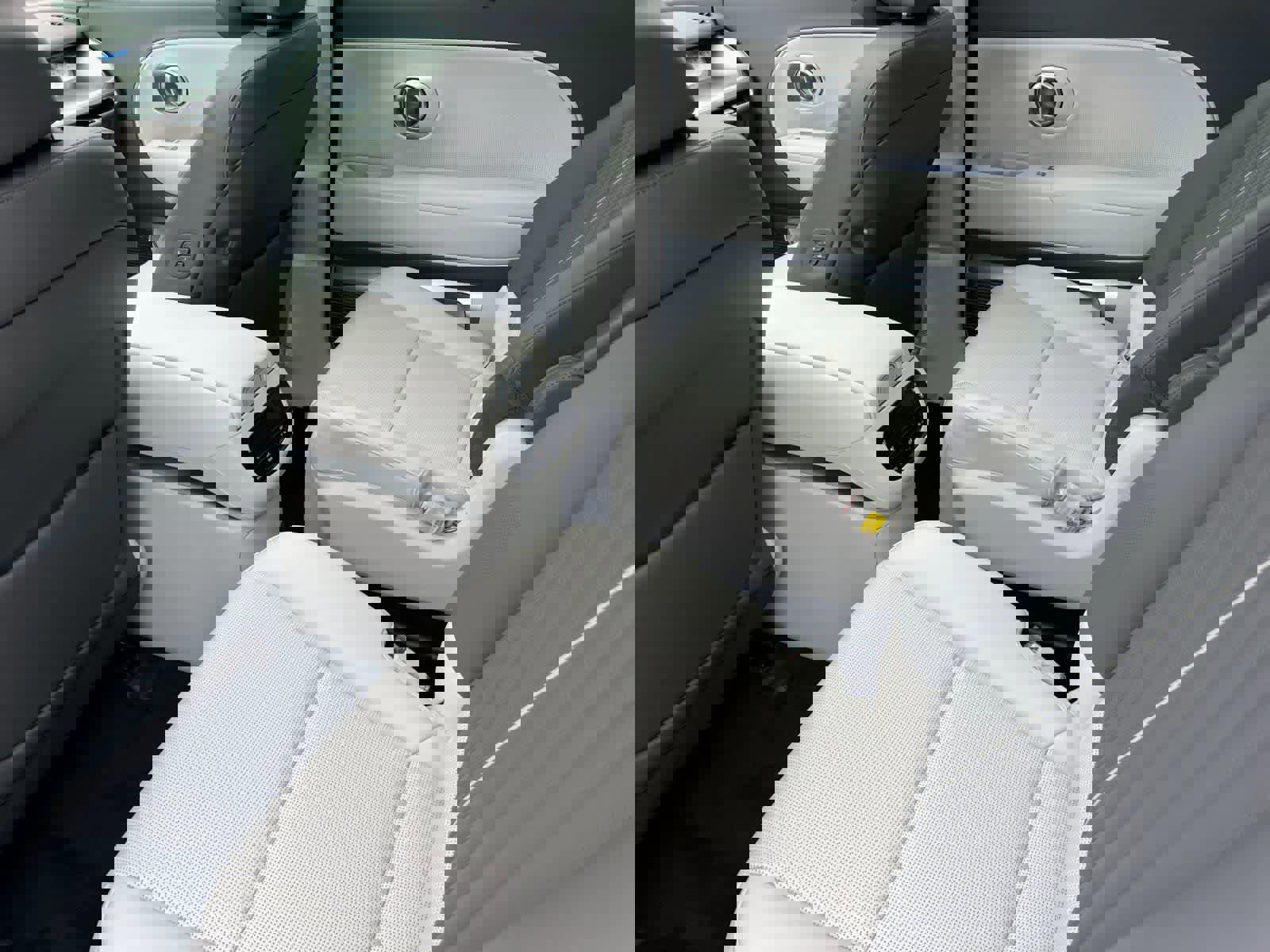 New 2026 Hyundai Ioniq 9 Calligraphy video 4