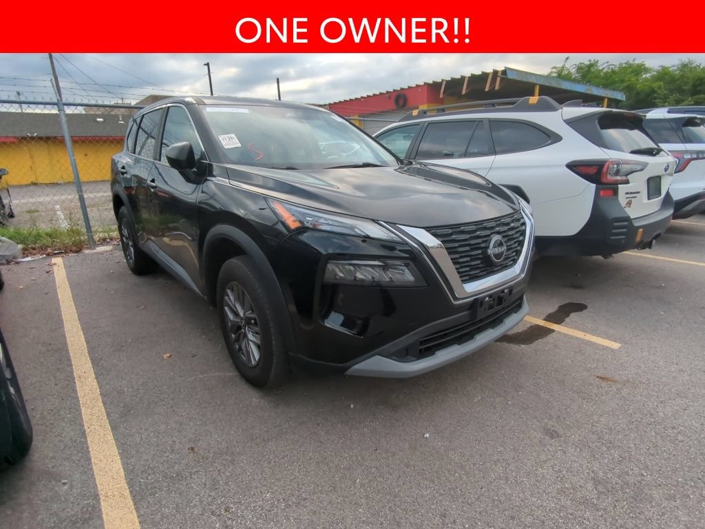 Used 2023 Nissan Rogue S AWD/4WD image 3