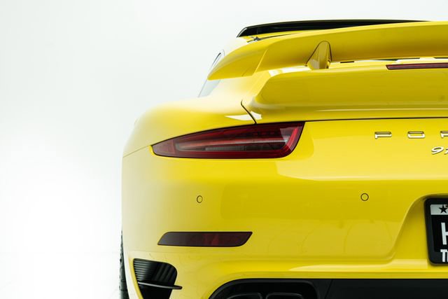 Used 2015 Porsche 911 Turbo S AWD/4WD image 17