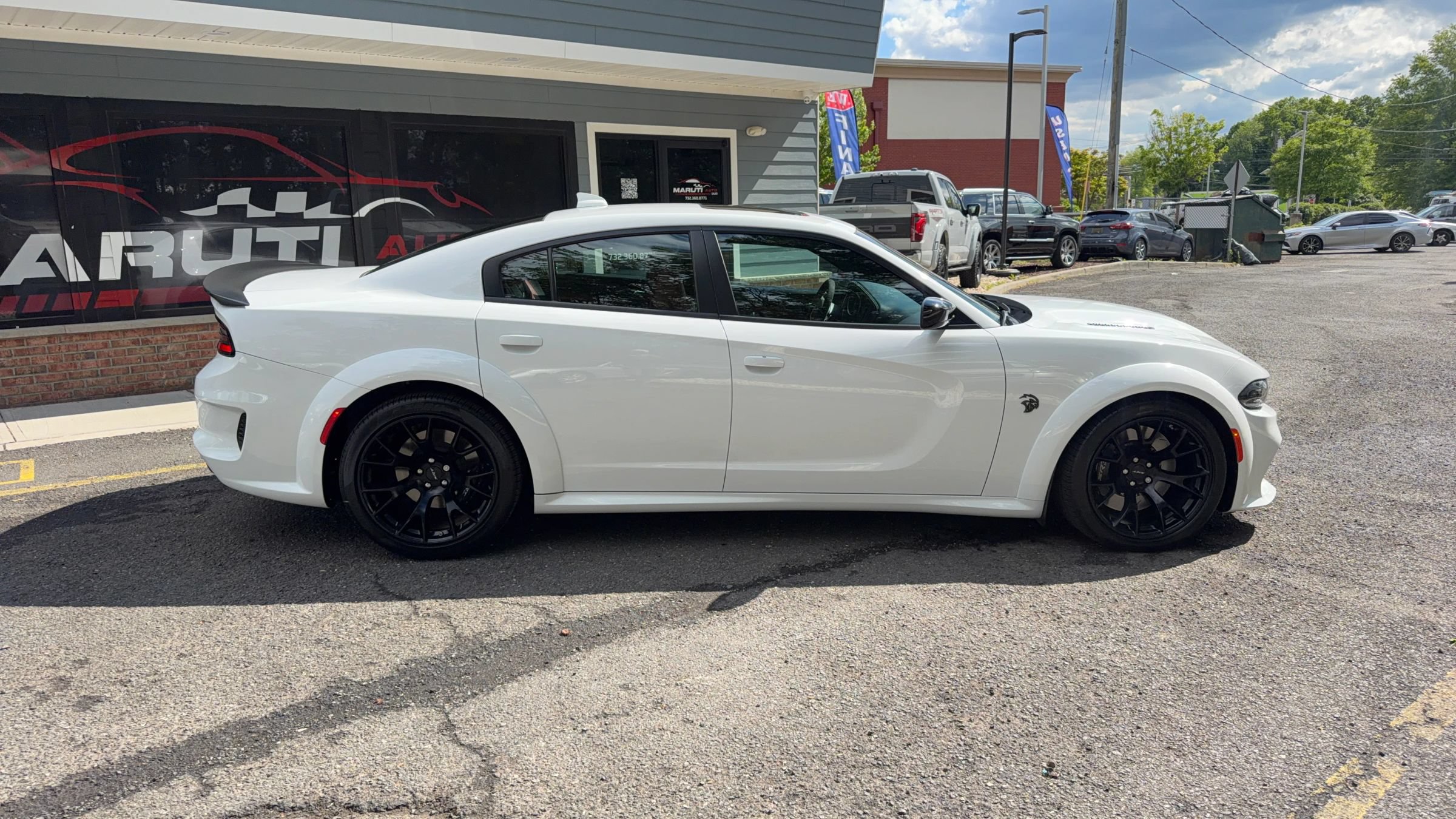 Used 2023 Dodge Charger SRT Hellcat w/ Harman/Kardon Audio Group RWD image 4
