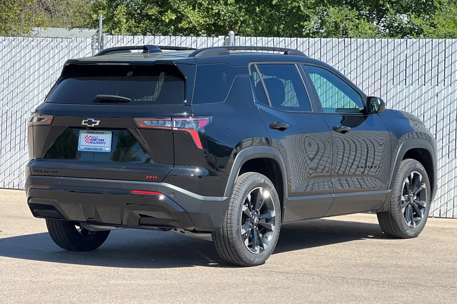 New 2026 Chevrolet Equinox RS AWD/4WD image 4