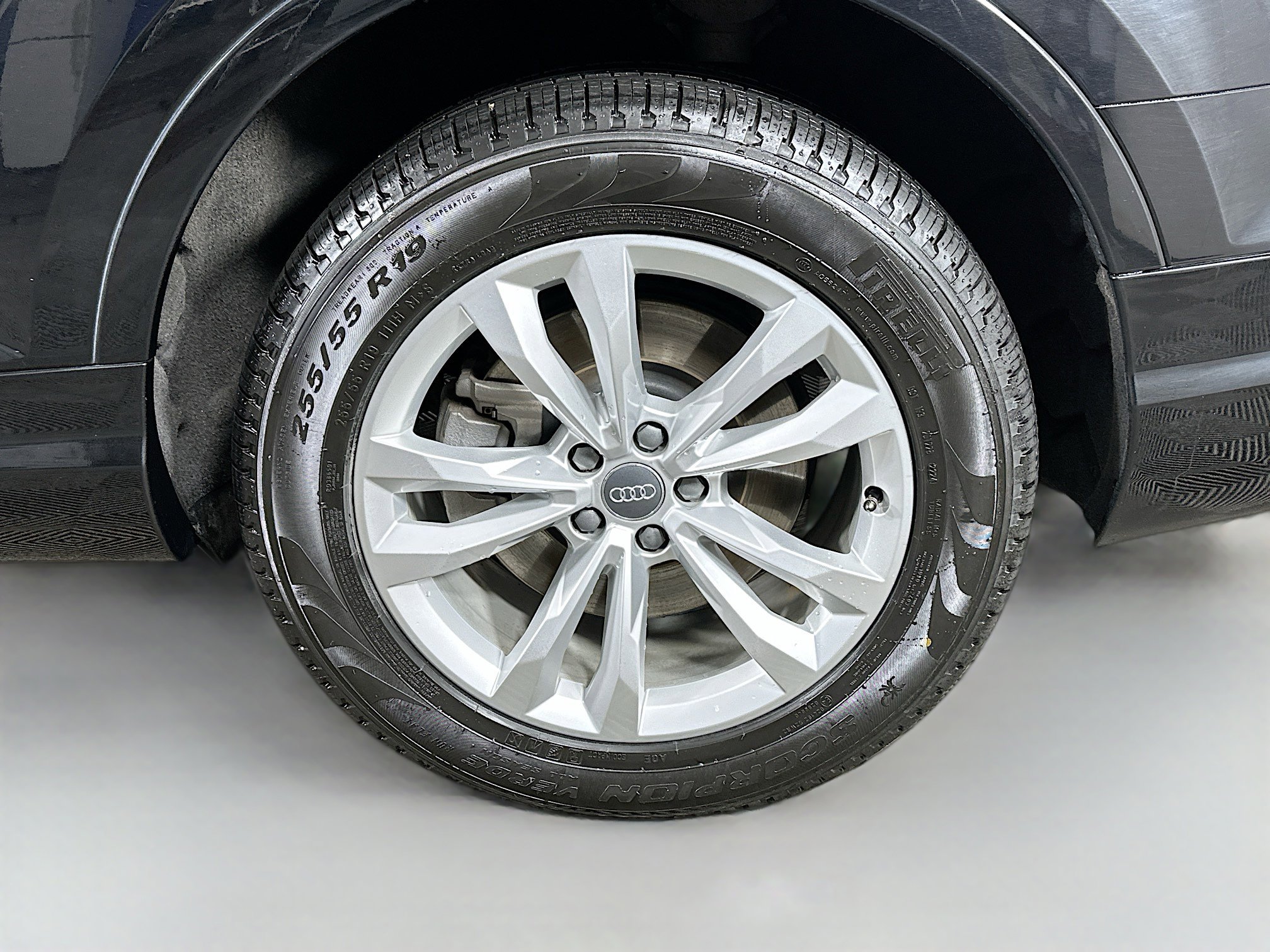 Used 2019 Audi Q7 2.0T Premium Plus image 32