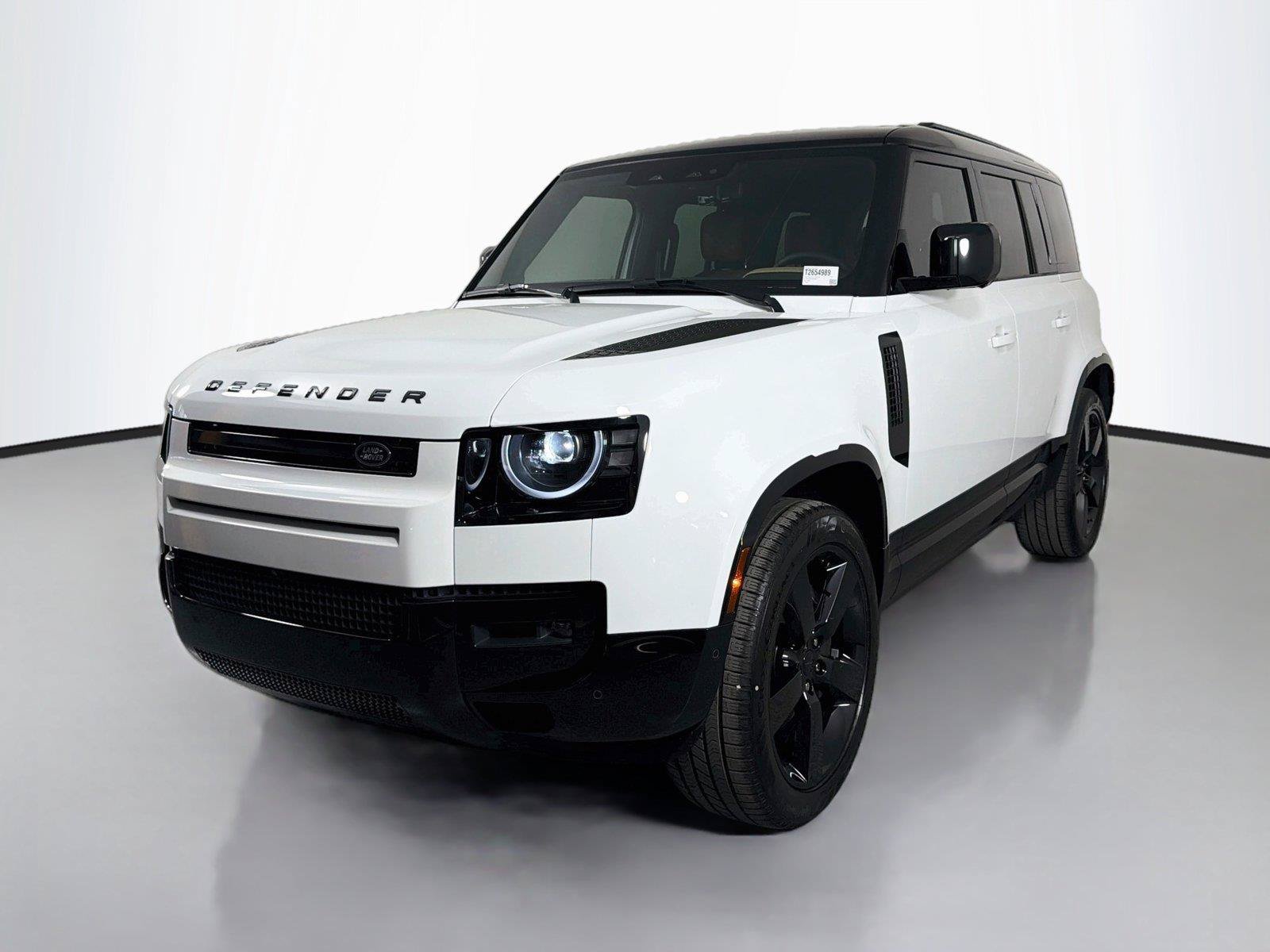 New 2026 Land Rover Defender 110 X-Dynamic SE AWD/4WD image 1
