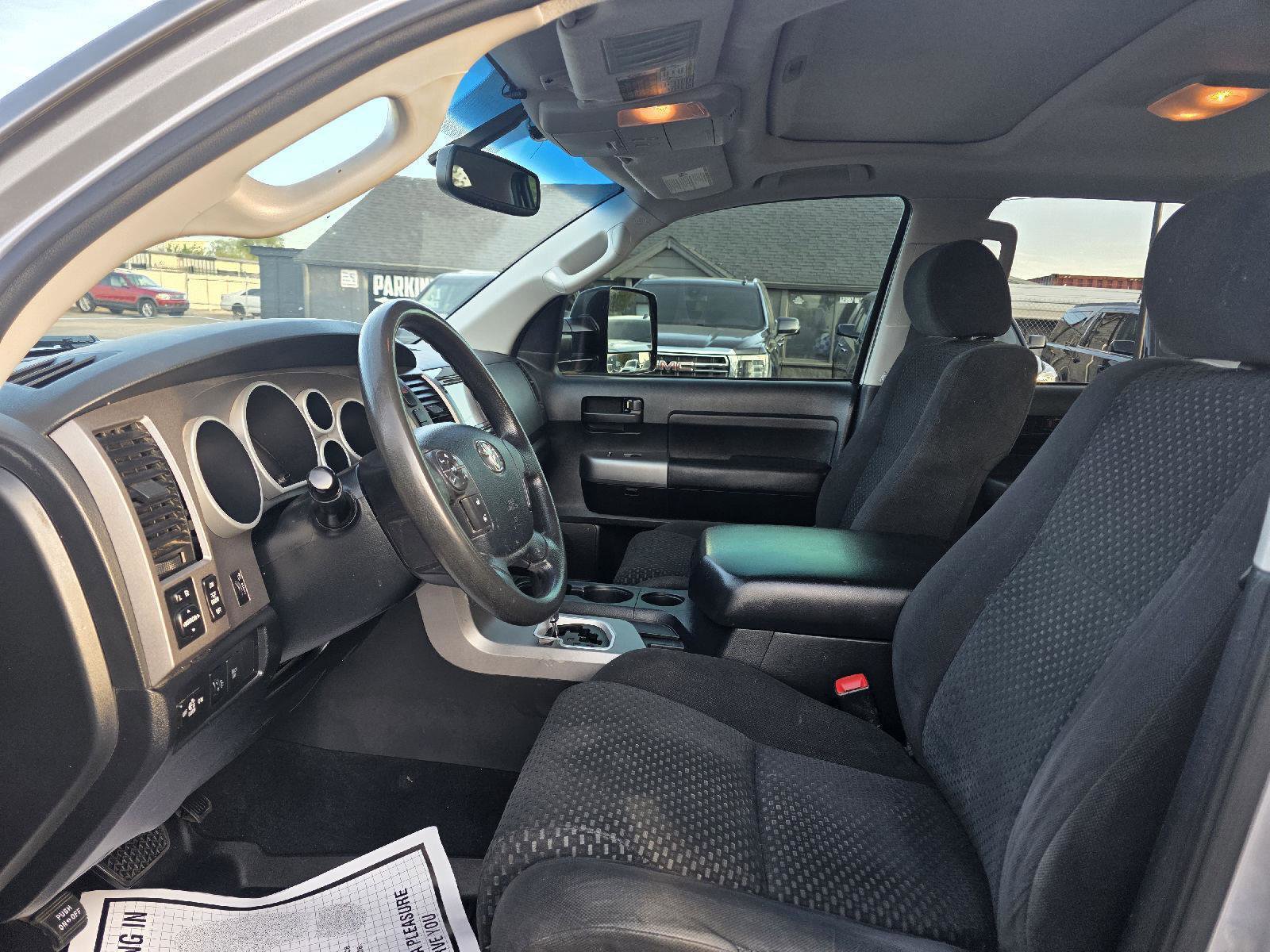 Used 2012 Toyota Tundra SR5 AWD/4WD image 7