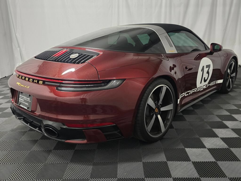 Certified 2021 Porsche 911 Targa 4S Heritage Design AWD/4WD image 7