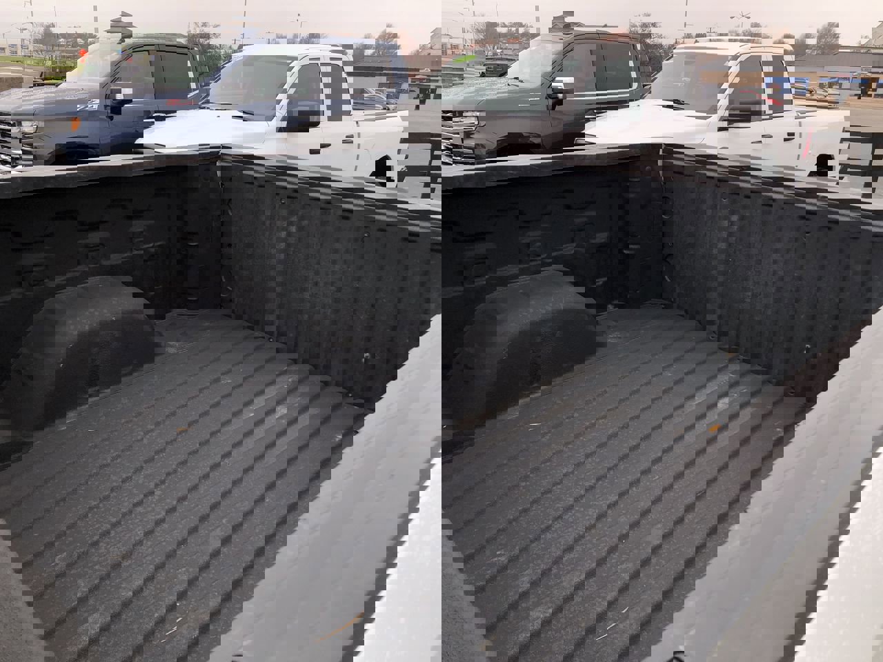 Used 2022 Chevrolet Silverado 1500 W/T w/ WT Value Package image 9