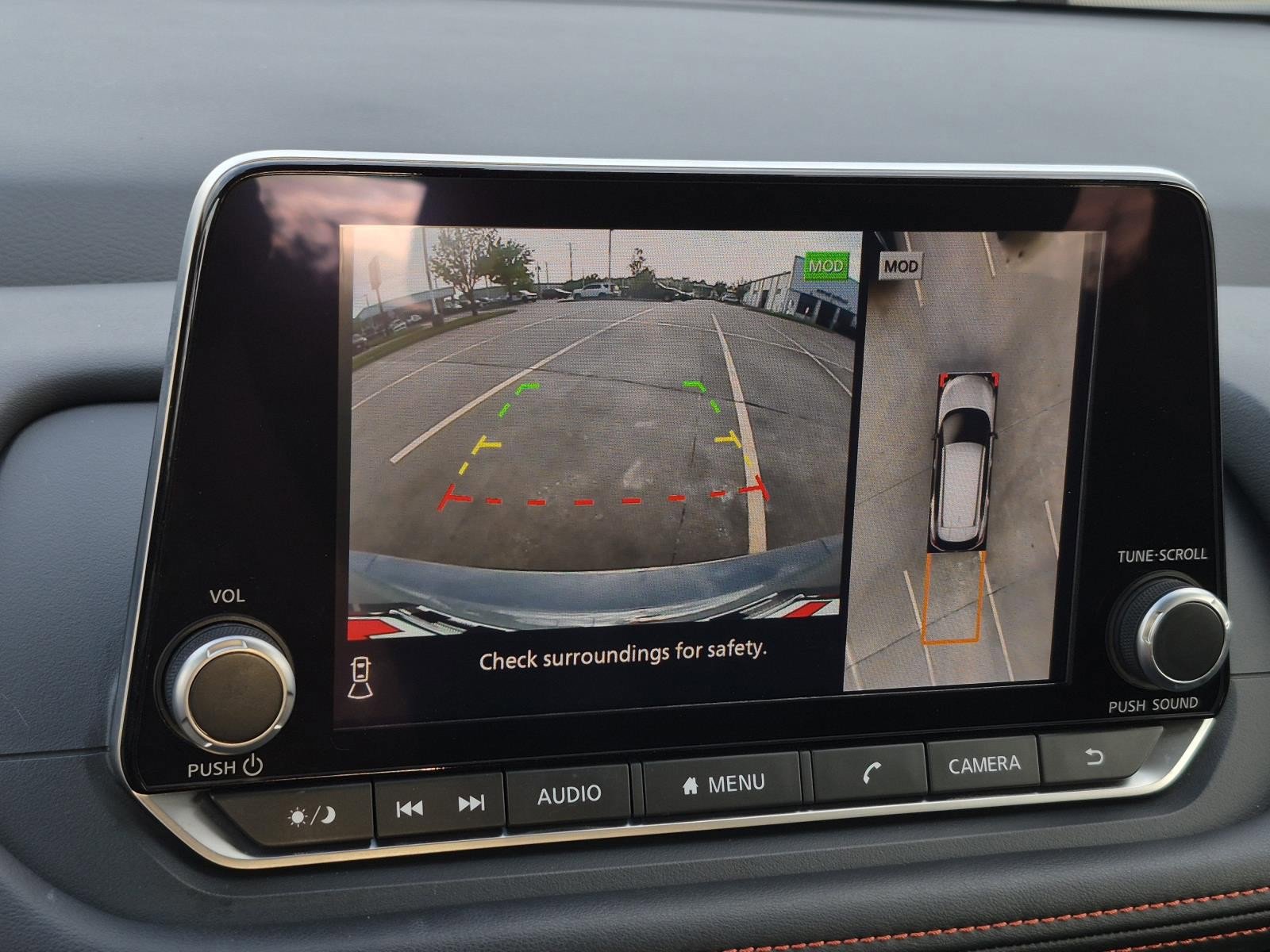 Used 2025 Nissan Rogue SV w/ Rock Creek Premium Package image 25