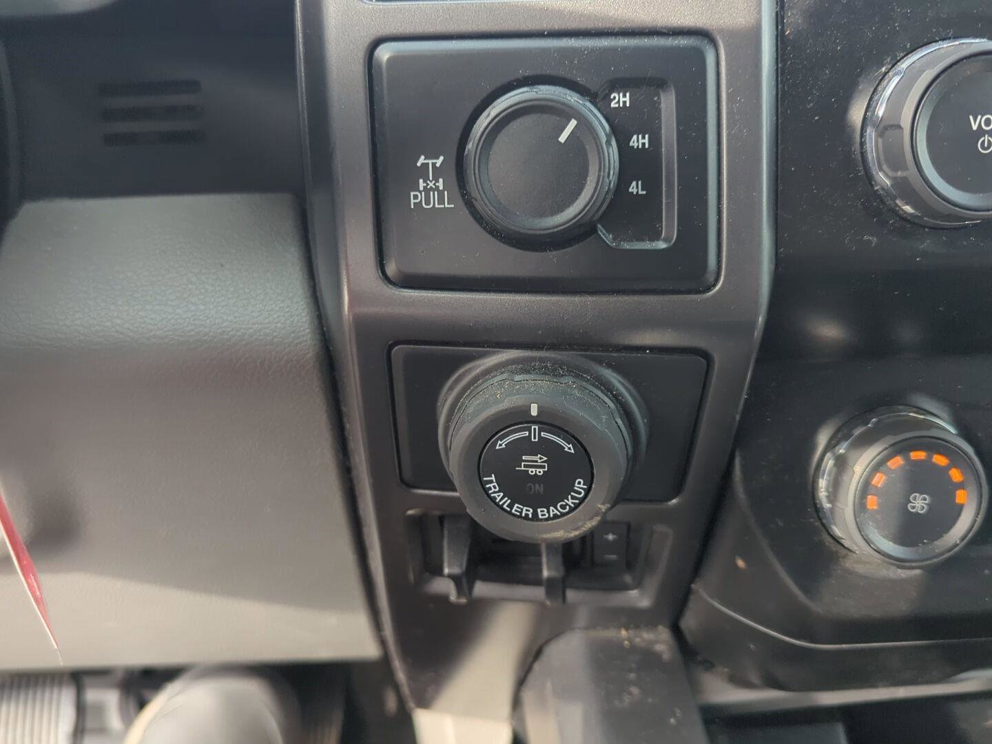 Used 2020 Ford F150 XLT w/ Equipment Group 302A Luxury image 16