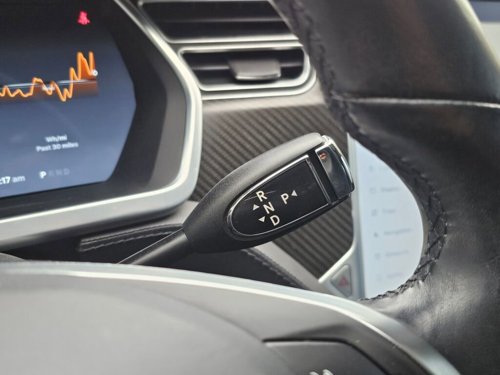 Used 2013 Tesla Model S Performance image 46