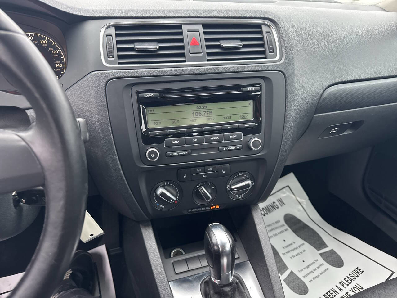 Used 2011 Volkswagen Jetta SE image 10