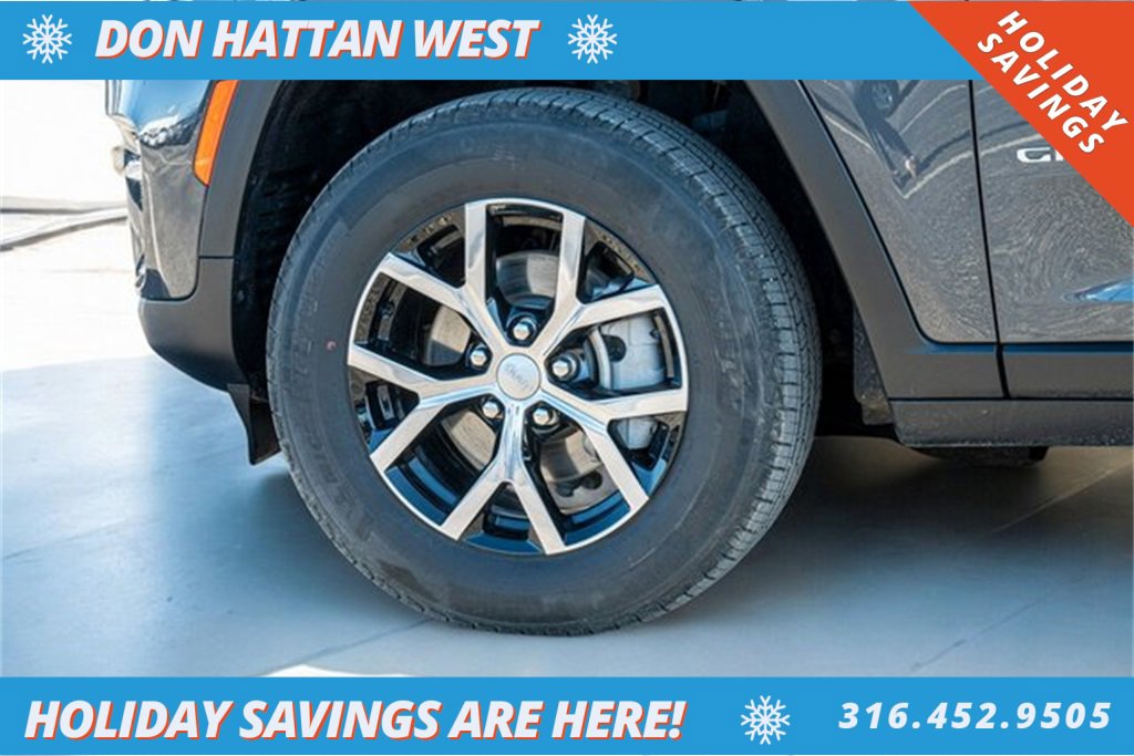 Used 2025 Jeep Grand Cherokee Limited image 37