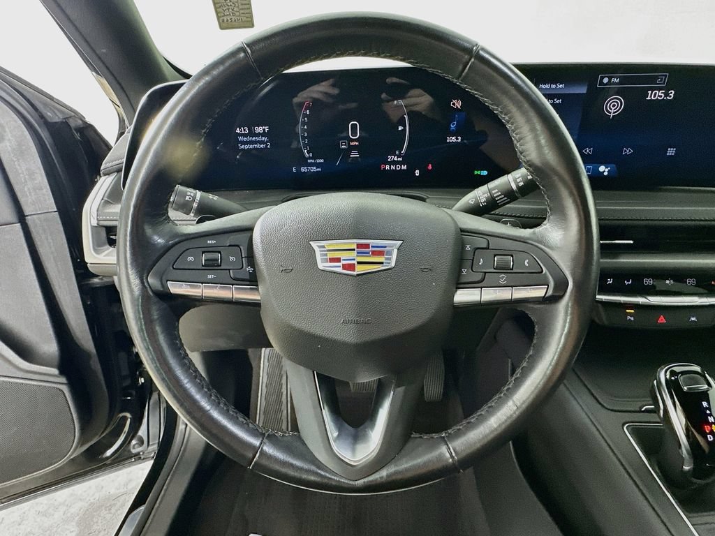 Used 2024 Cadillac XT4 Premium Luxury FWD image 11