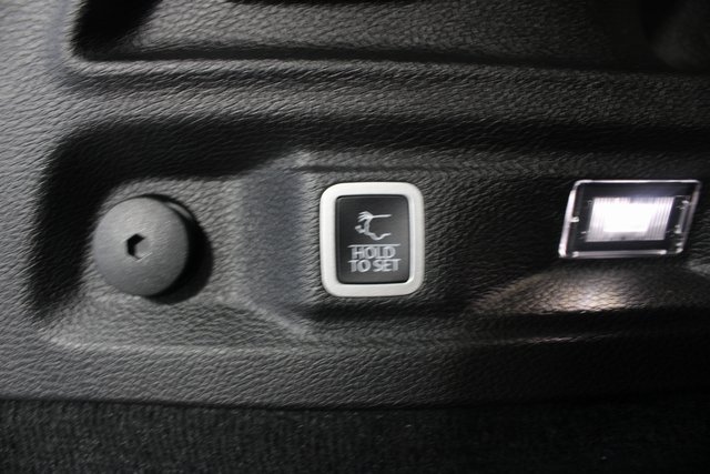 Used 2023 Jeep Grand Cherokee L Summit w/ Advanced Protech Group IV image 25