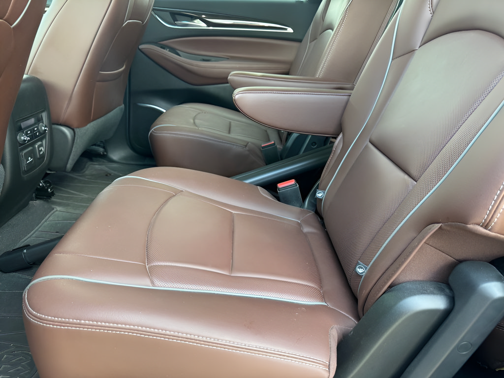 Used 2018 Buick Enclave Avenir w/ Trailering Package FWD image 16