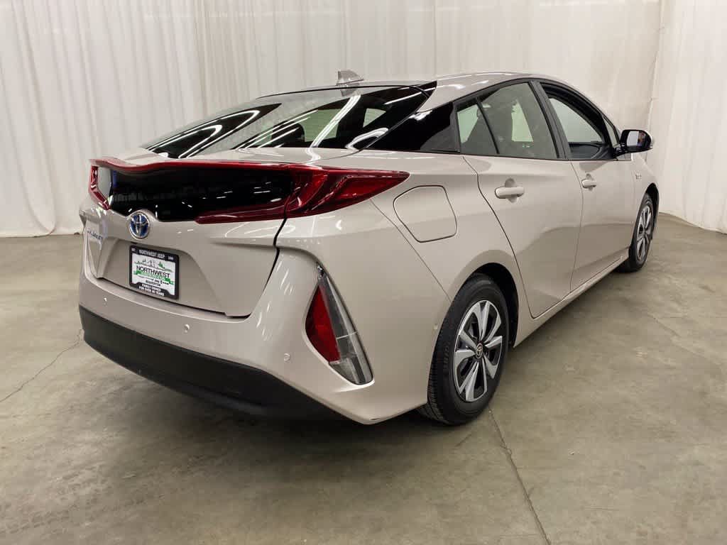 Used 2019 Toyota Prius Prime Advanced FWD image 6