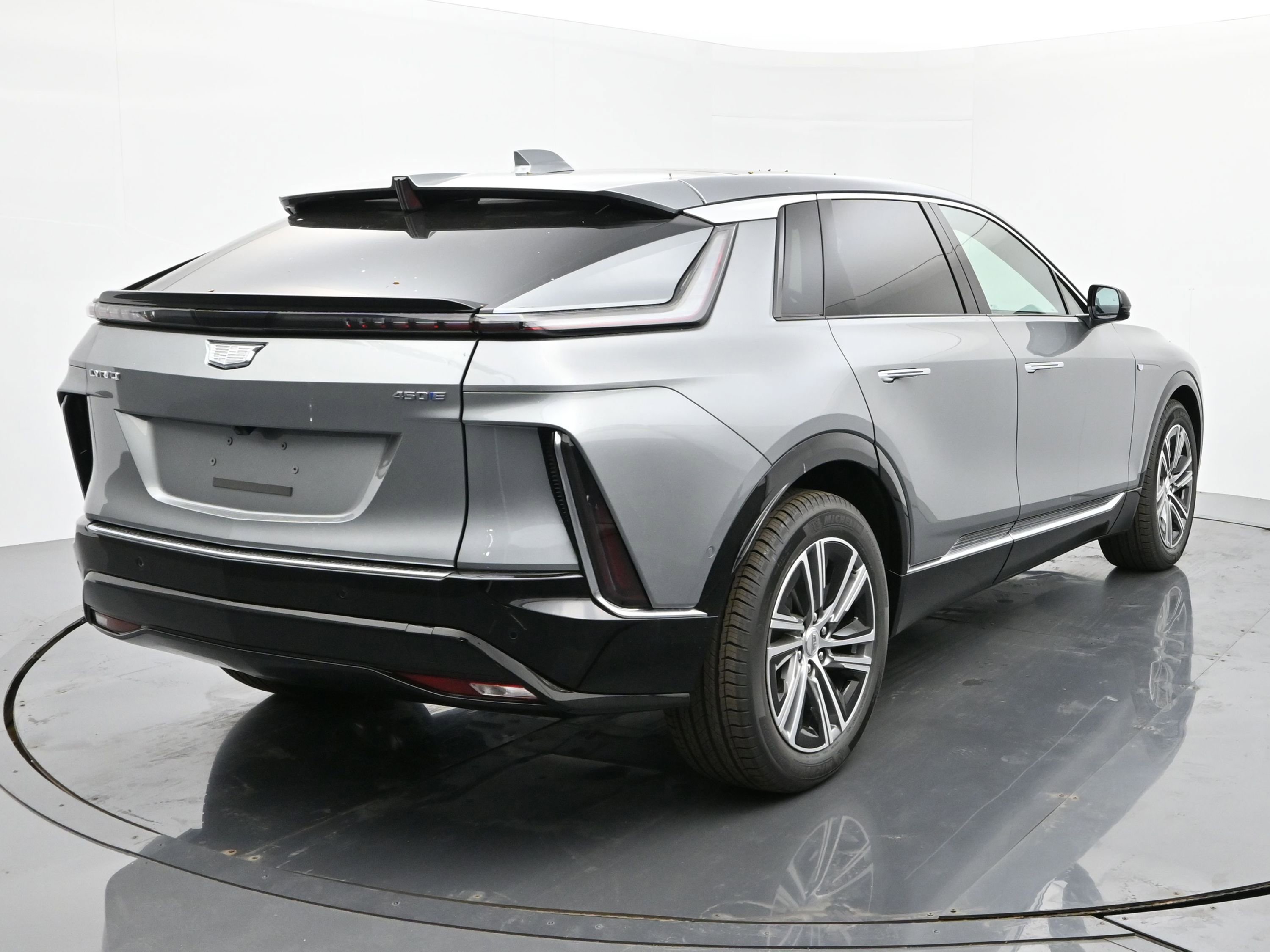 New 2025 Cadillac Lyriq Luxury image 5