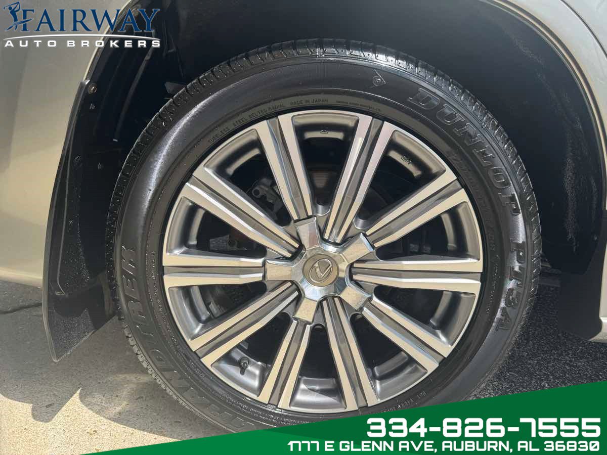 Used 2016 Lexus LX 570 4WD w/ Luxury Package image 40