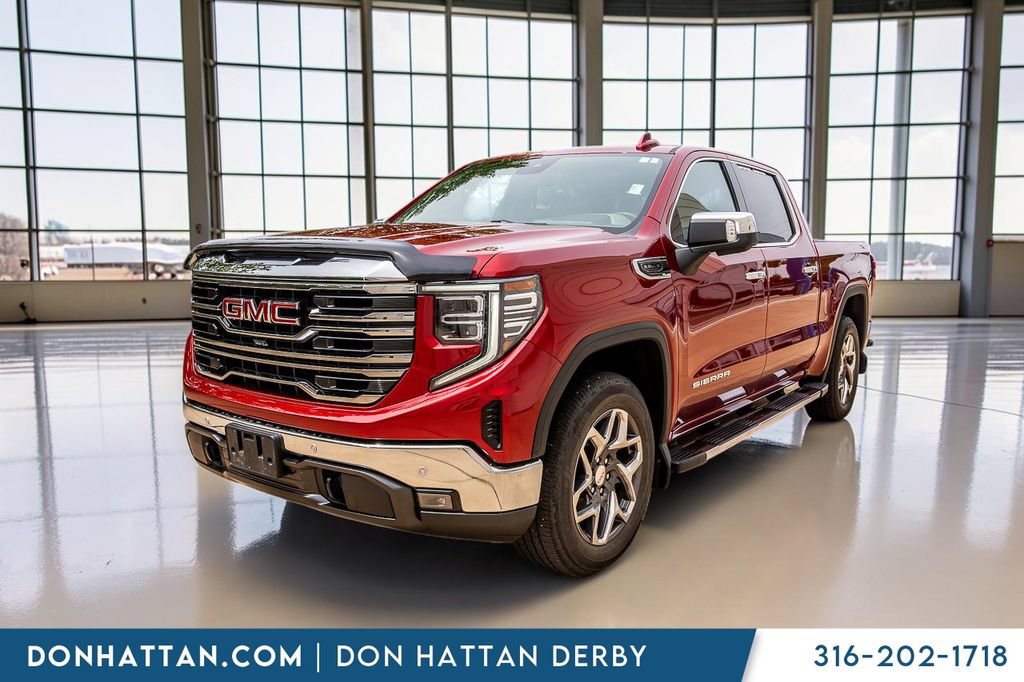 Used 2022 GMC Sierra 1500 SLT w/ SLT Premium Plus Package AWD/4WD image 30