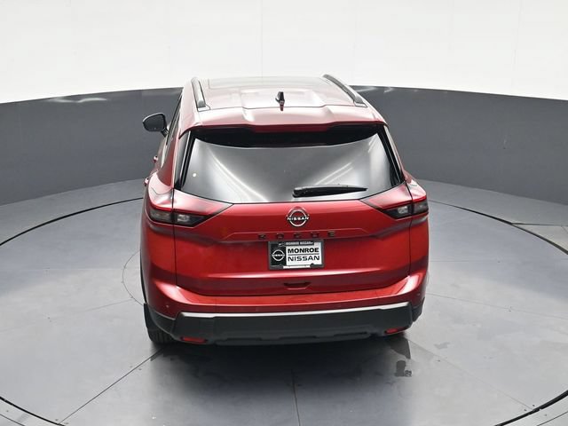 Certified 2026 Nissan Rogue Dark Armor FWD image 32