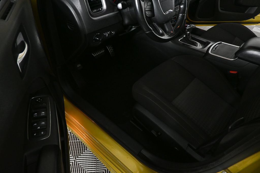 Used 2021 Dodge Charger R/T RWD image 7