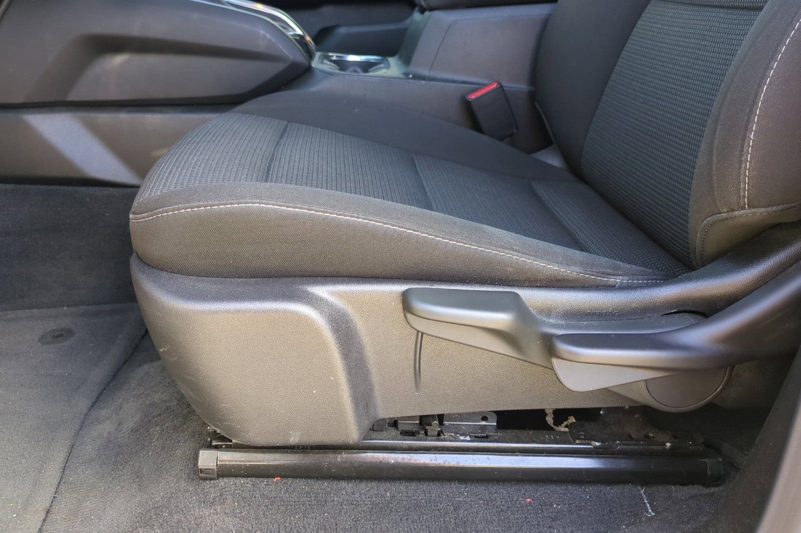 Used 2025 GMC Canyon Elevation AWD/4WD image 12