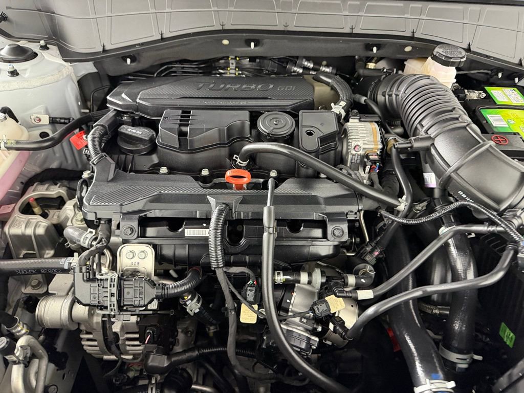 Used 2024 Hyundai Kona Limited AWD/4WD image 37