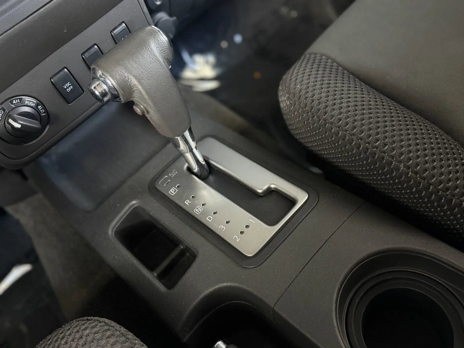 Used 2011 Nissan Xterra PRO-4X AWD/4WD image 28