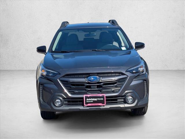 Used 2025 Subaru Outback Premium AWD/4WD image 2