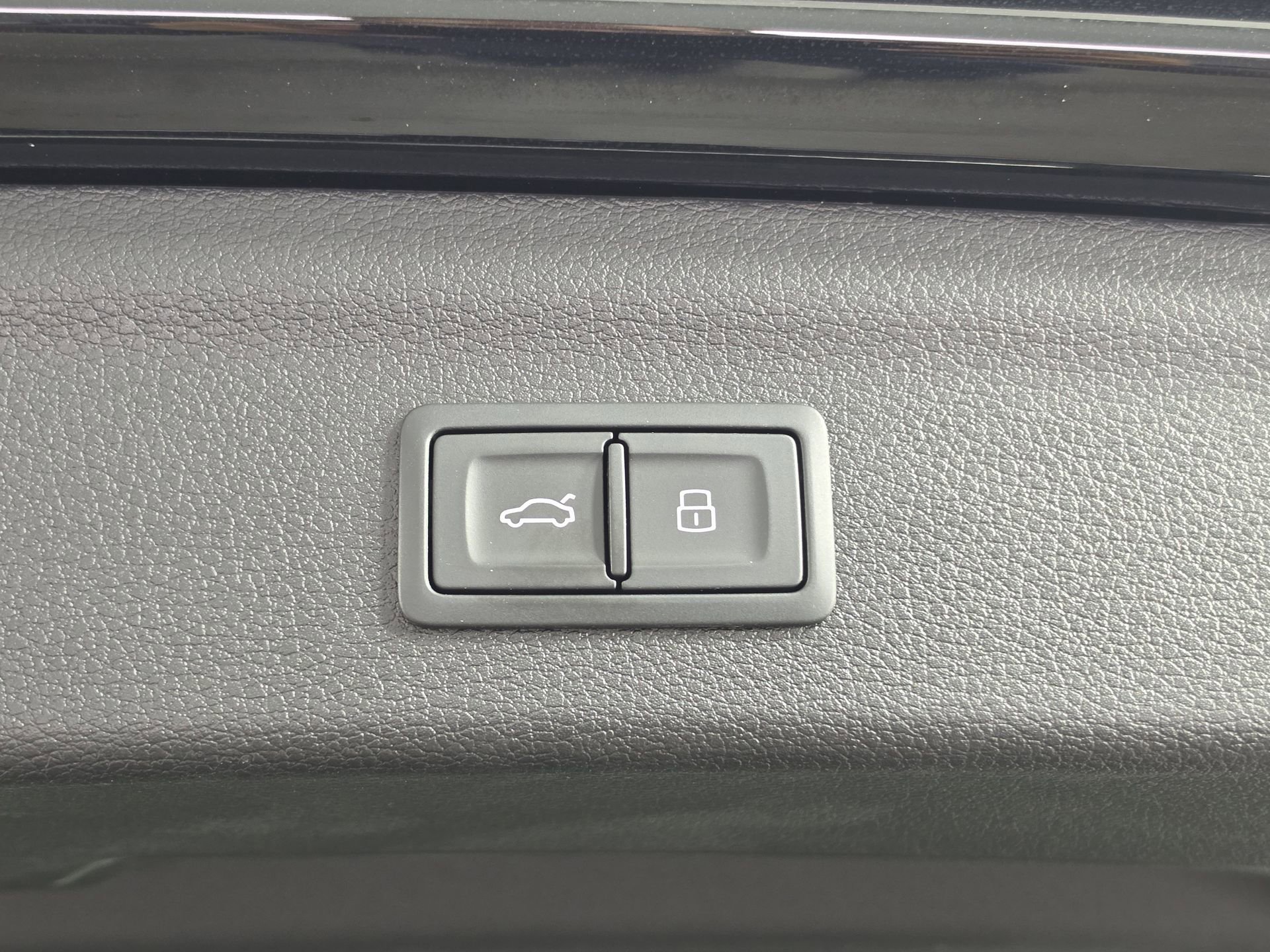 Certified 2023 Audi Q3 2.0T Premium Plus w/ Premium Plus Package AWD/4WD image 14