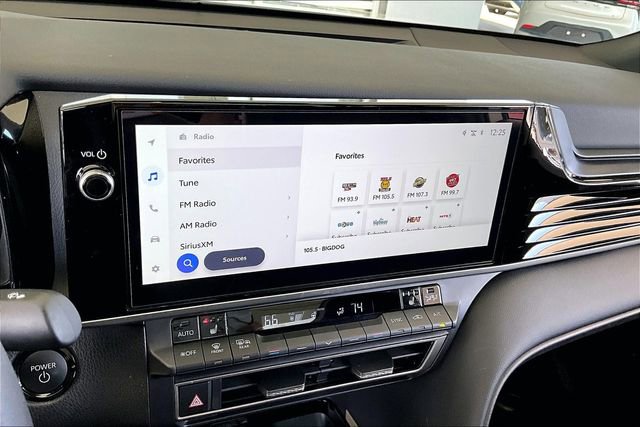 Used 2025 Toyota Camry XSE image 22
