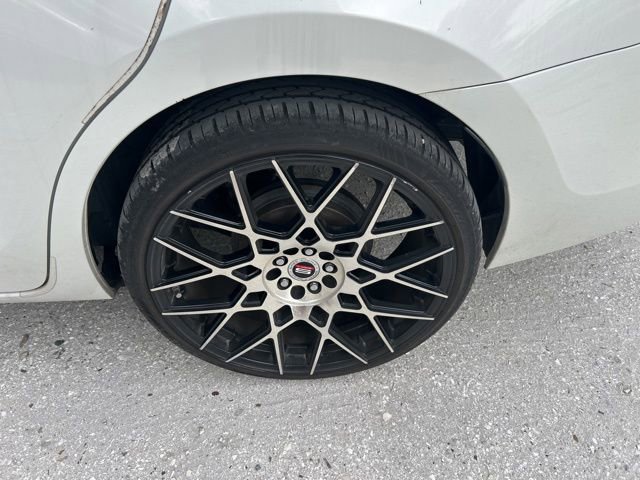 Used 2018 Toyota Corolla LE FWD image 20