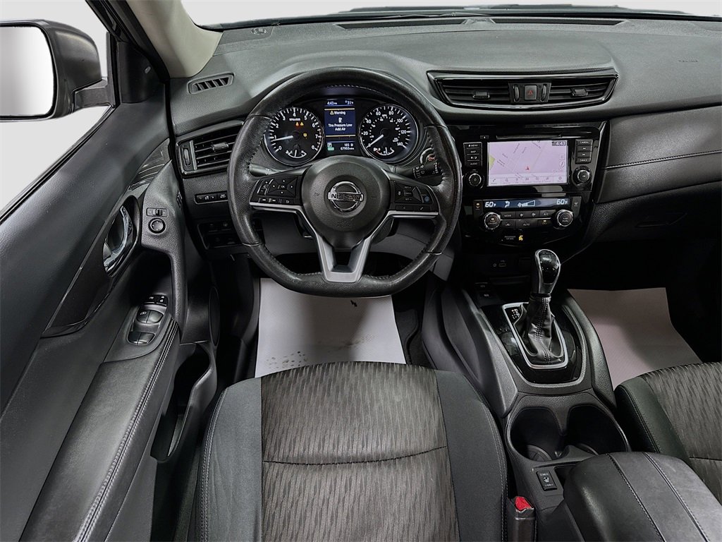 Used 2019 Nissan Rogue SV w/ Premium Package image 24